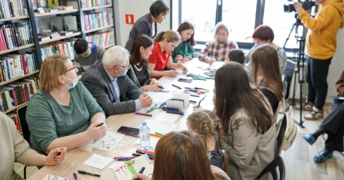 A Gyöngyösi Oktatásért és Kultúráért Alapítvány — Fülöp Henrik